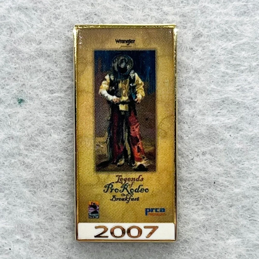 🔮 5/$25 2007 Wrangler Legends of‎ Pro Rodeo Breakfast Pin